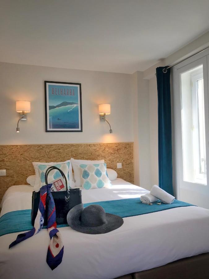 Un Hotel Sur Le Port La Rochelle  Exterior foto